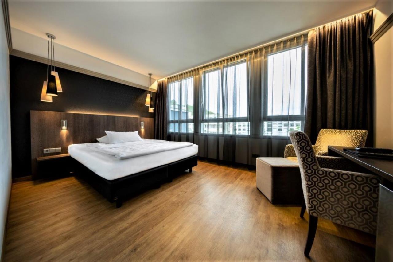 Kronenhotel Stuttgart Ngoại thất bức ảnh