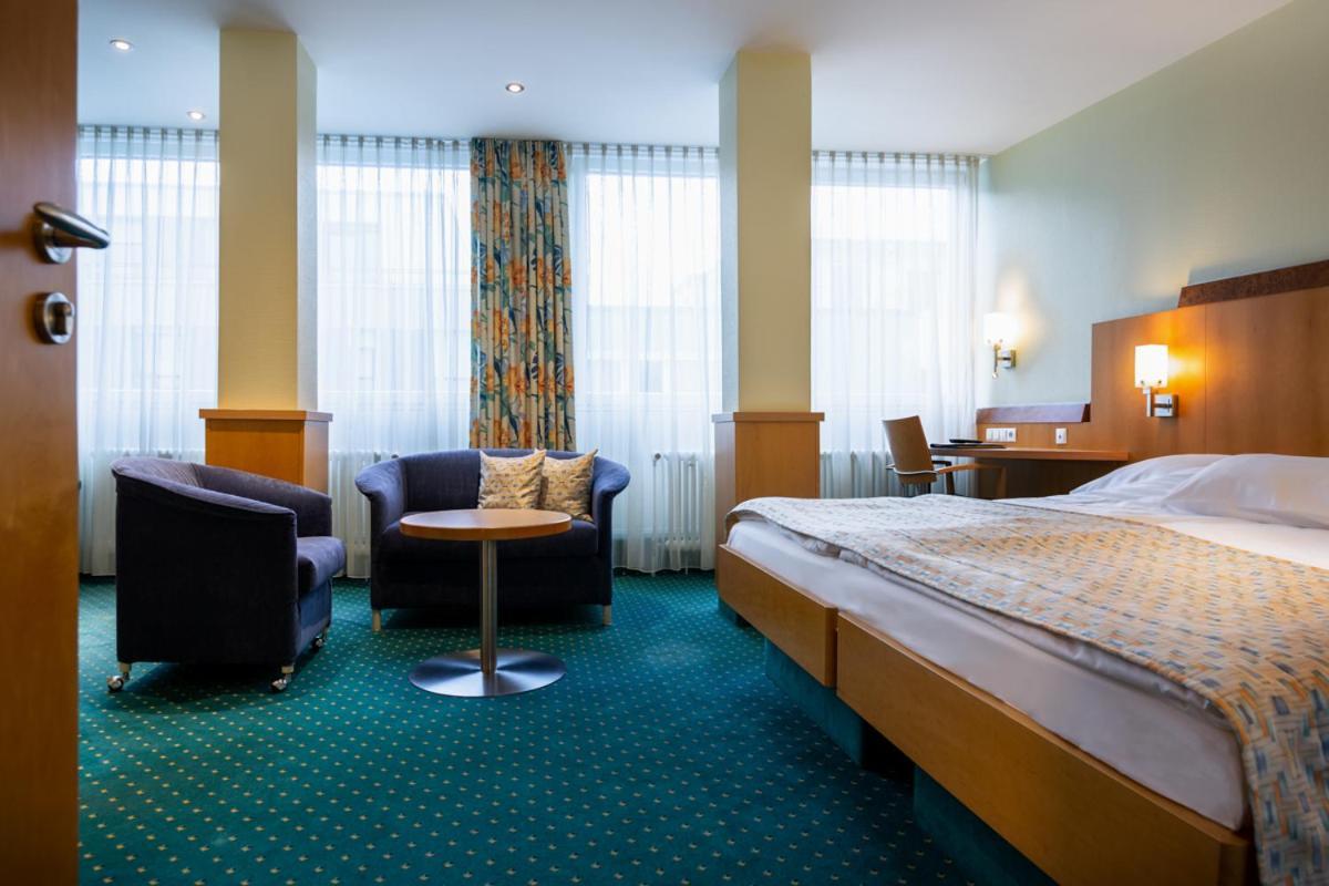 Kronenhotel Stuttgart Ngoại thất bức ảnh