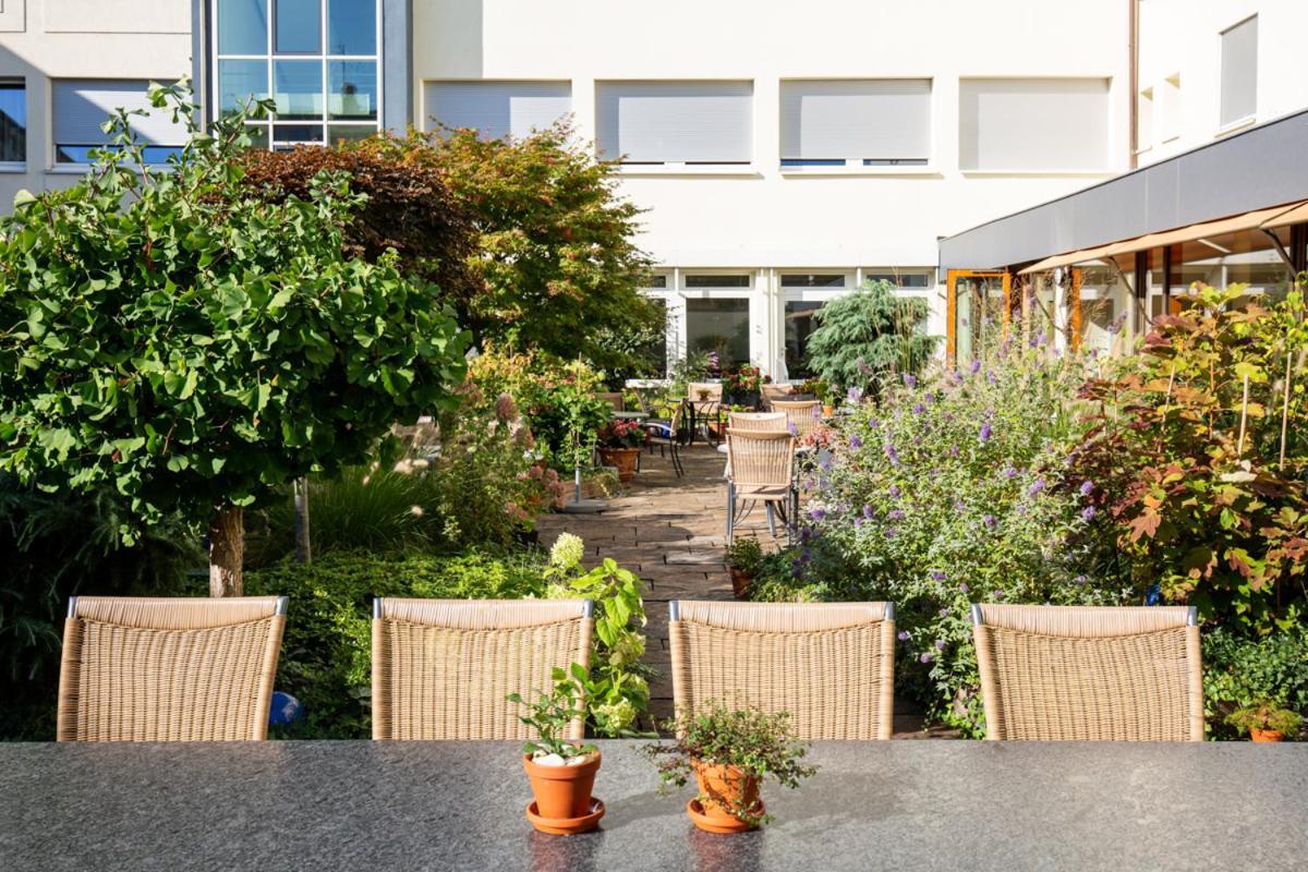 Kronenhotel Stuttgart Ngoại thất bức ảnh